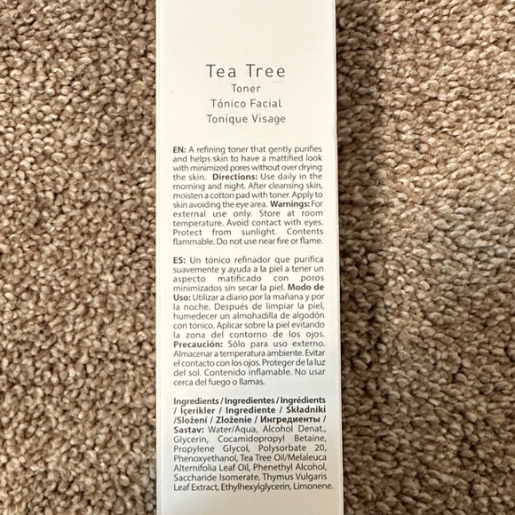 Farmasi Dr. C. Tuna Tea Tree Toner - White and Green - Picture 2 of 3